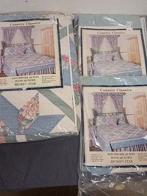 Country Classics Queen Broken Star Patchwork Quilt and Pillow Shams