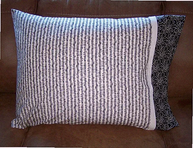 Set of 2 Handcrafted Cotton Standard PILLOWCASES Black/White Musical staff print